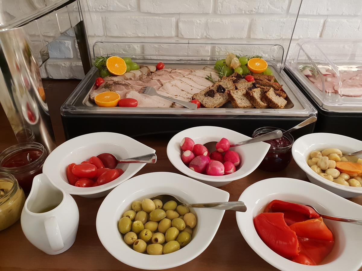Błękitny żagiel Hotel apartamentowy 3*